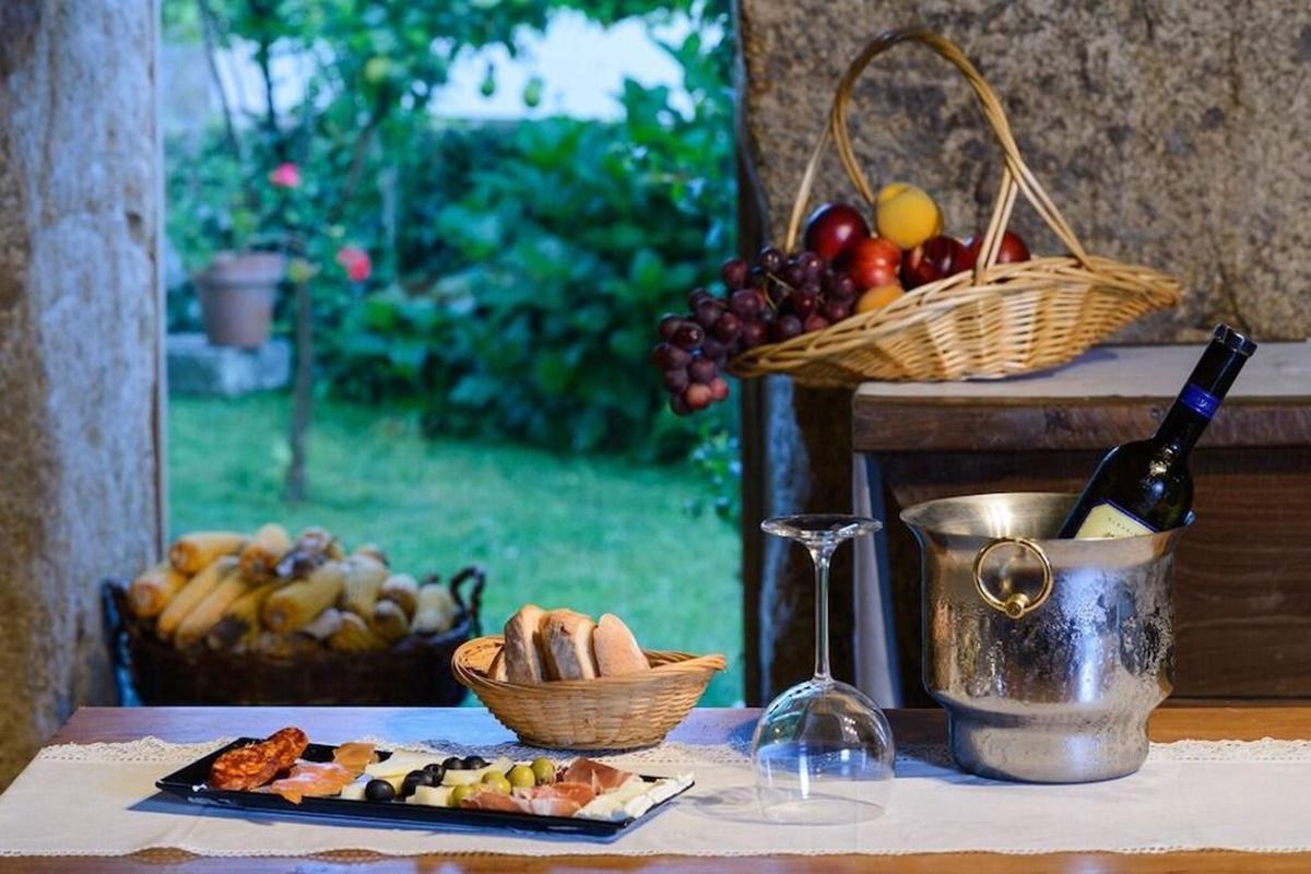 Aldea Bordons Guest House Sanxenxo Bagian luar foto